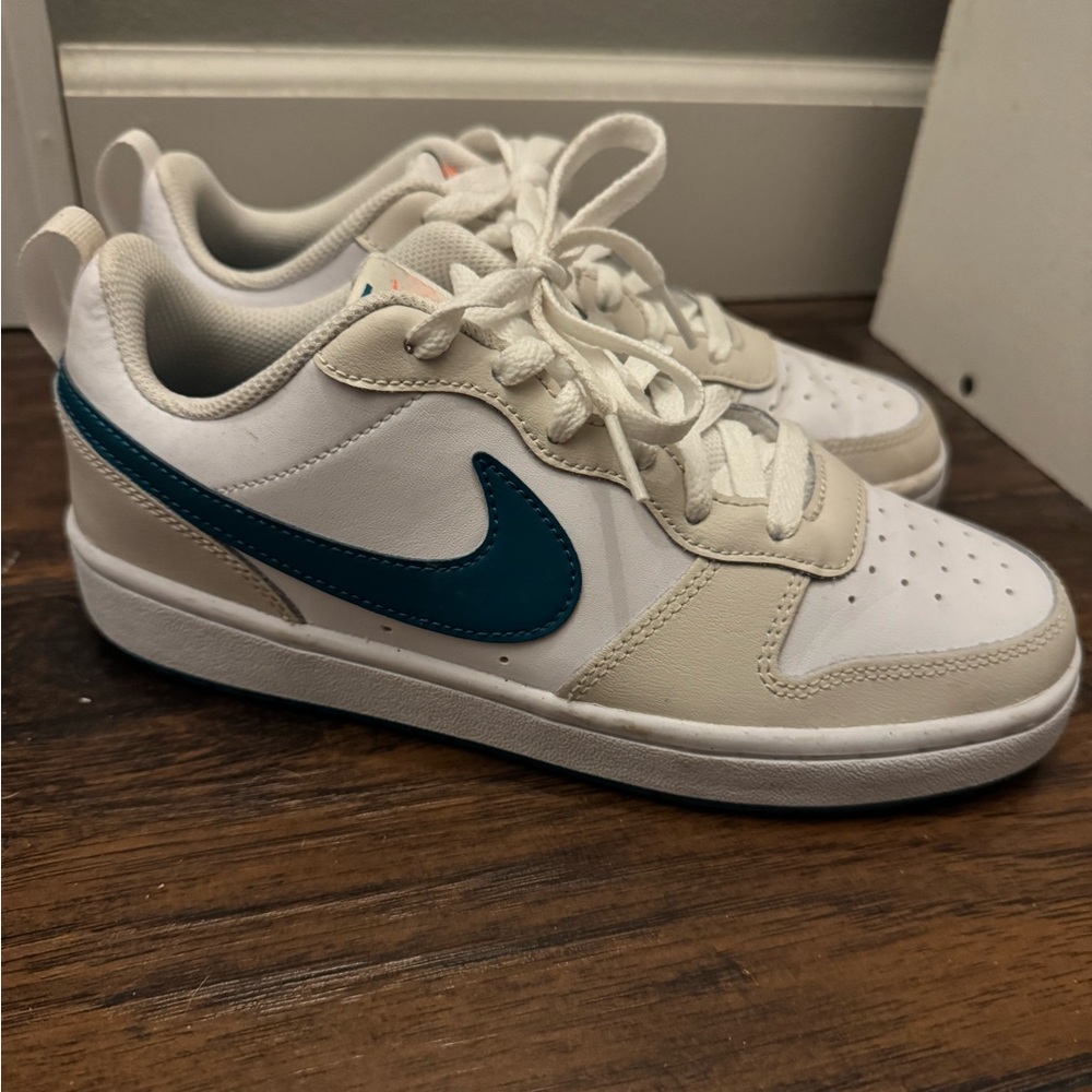 Nike Court Borough Low 2 'Sail Bright Spruce' size 6Y